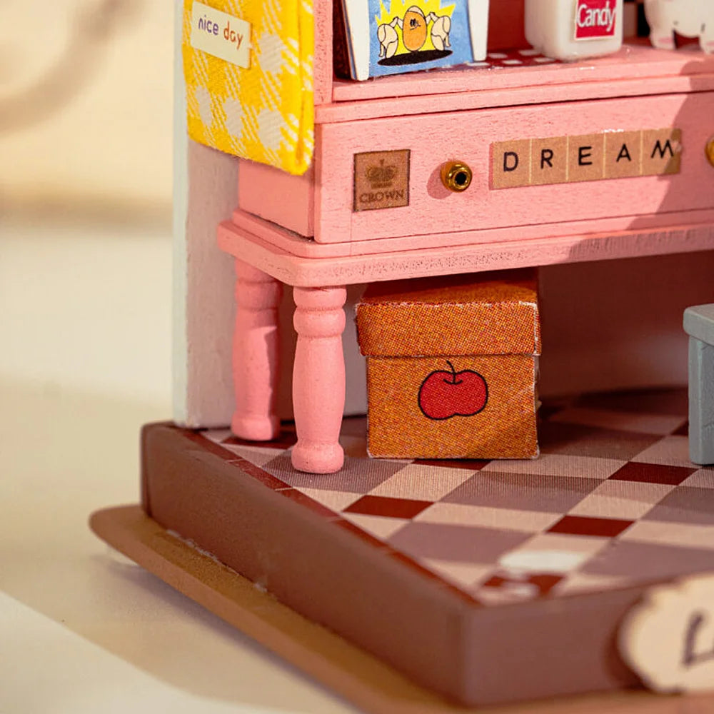 Rolife | Miniature house: Childhood - 11 cm