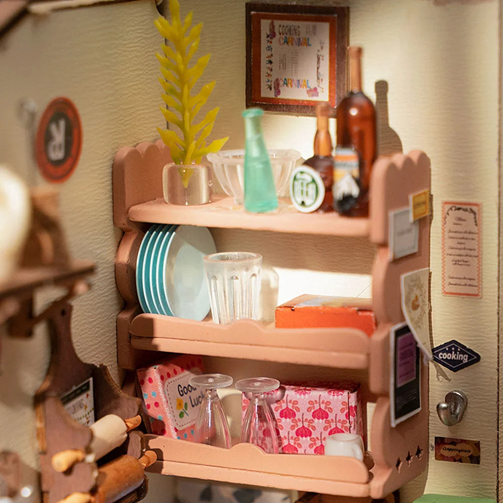 Rolife | Miniature house: Cozy kitchen - 19 cm