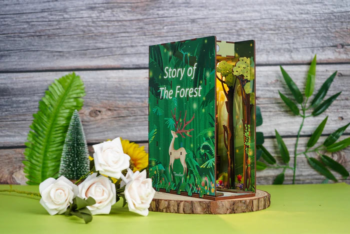 Tone Cheer | Book nook: Story of the forest 24 cm